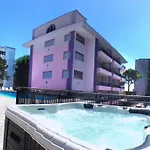 아파트 Residenz Regent Living Fuer 4 Personen 비비오네