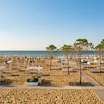 아파트 Residenz Regent Living Fuer 4 Personen